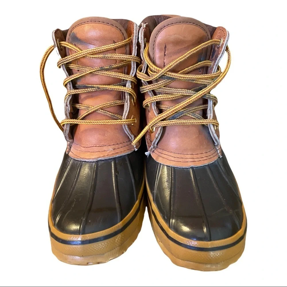 Dunham Winter boots Made in Korea. Size 6